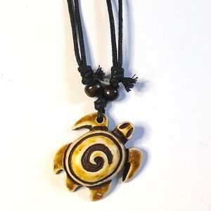 NEW Turtle Necklace Resin Adjustable Unisex Men Women Surfer Beach Nature